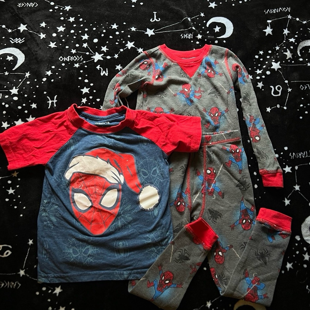 Spiderman Christmas bundle 5T